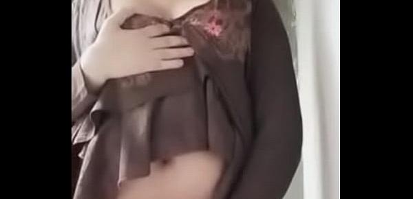  Swathi naidu showing boobs out from dress